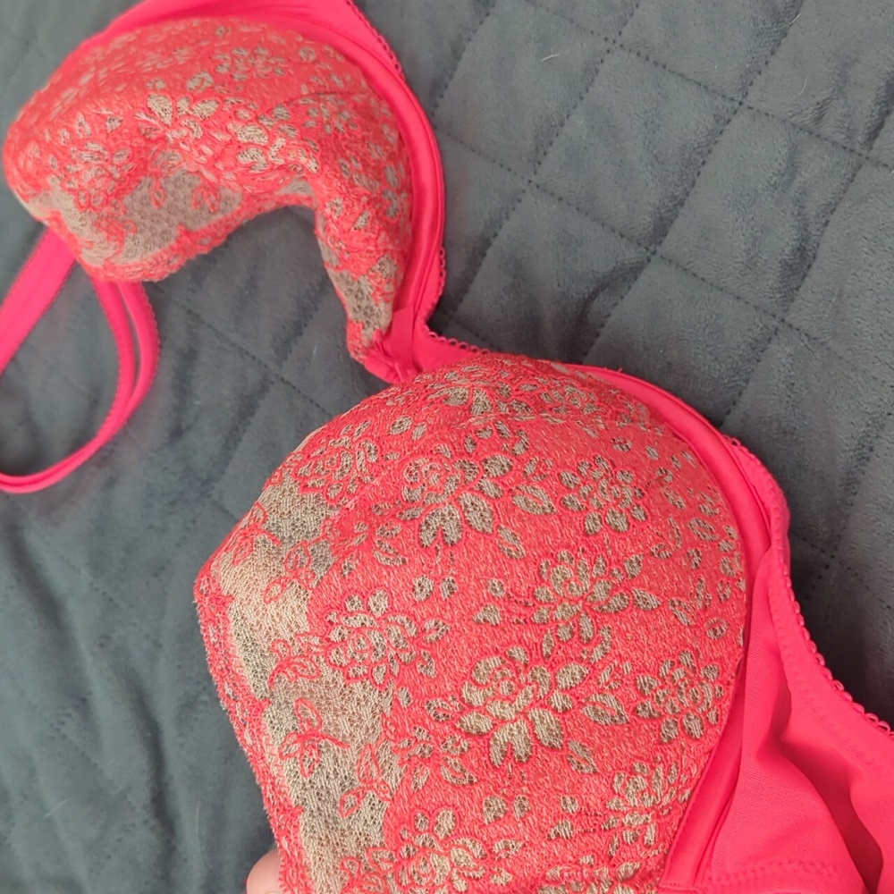 Victoria's Secret lace push up bra